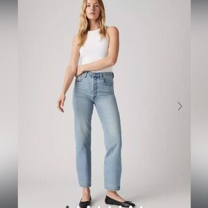 Levis Light Wash Ribcage Straight Ankle Jeans 25W